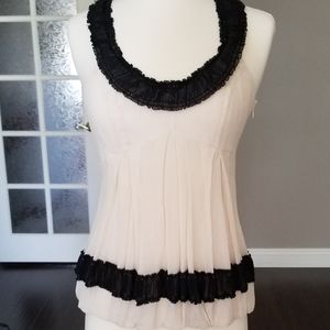 Moda International top size S